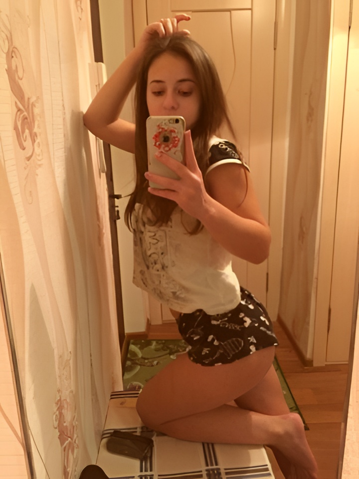 Лина привлекальеная девушка из Видного цена от 10000 руб