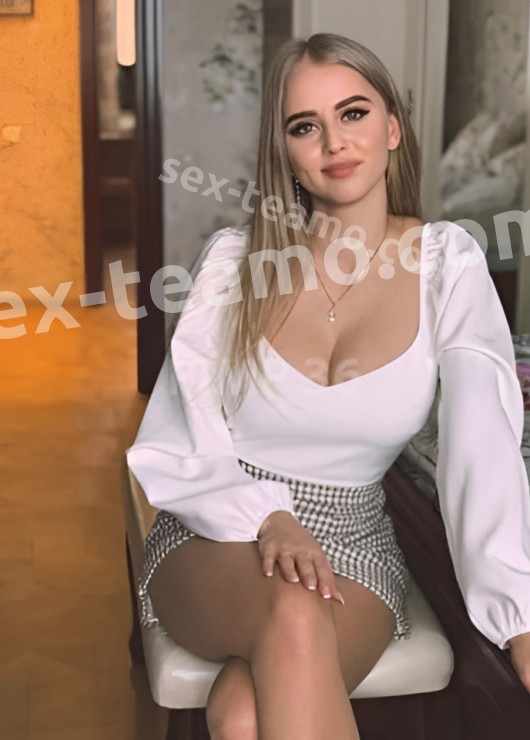 Индивидуалка Арина, доступна для личного знакомства от 2500 руб