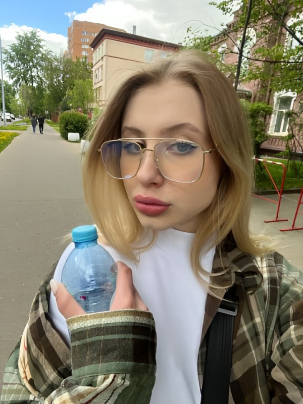 Инга привлекательная девушка из Видного цена от 5000 руб