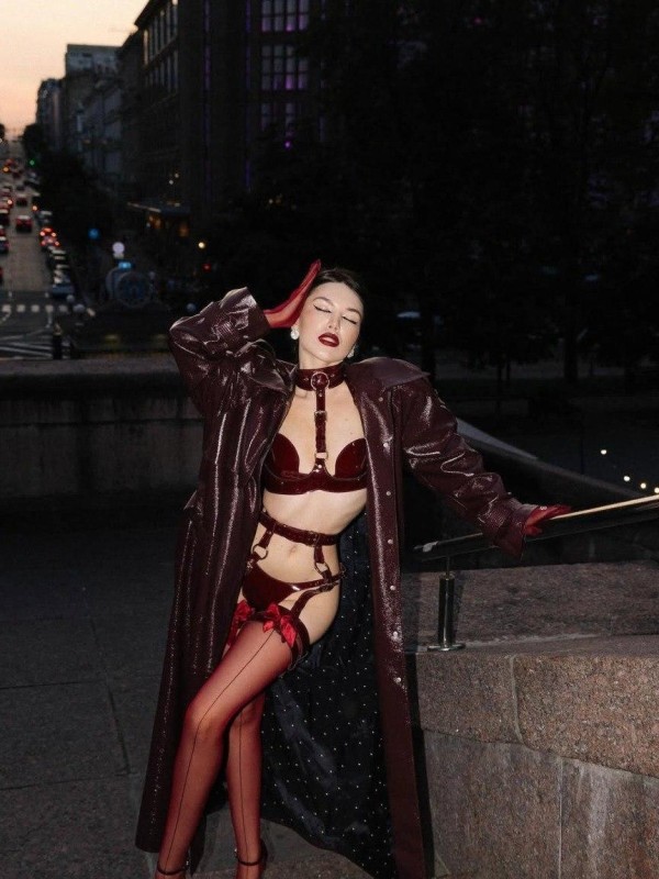 Эммочка фото 3