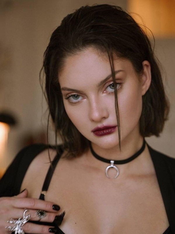 Эллочка привлекательная девушка из Видного цена от 5000 руб